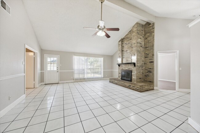 Building Photo - 19822 Winding Branch Dr