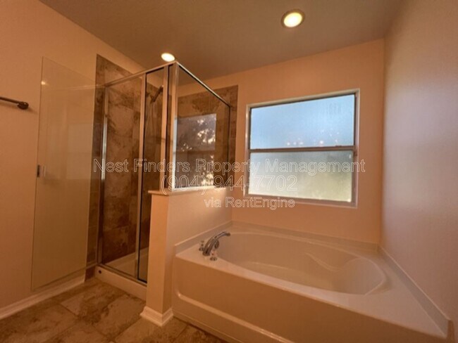 Building Photo - 395 Candlebark Dr