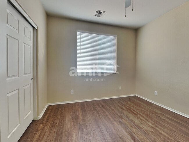 Building Photo - 8851 W Payson Rd