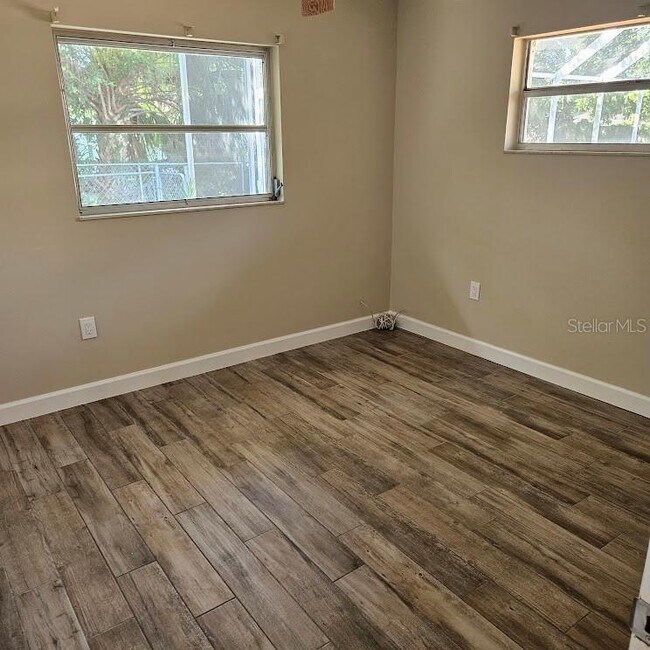 Building Photo - 7541 Biltmore Dr