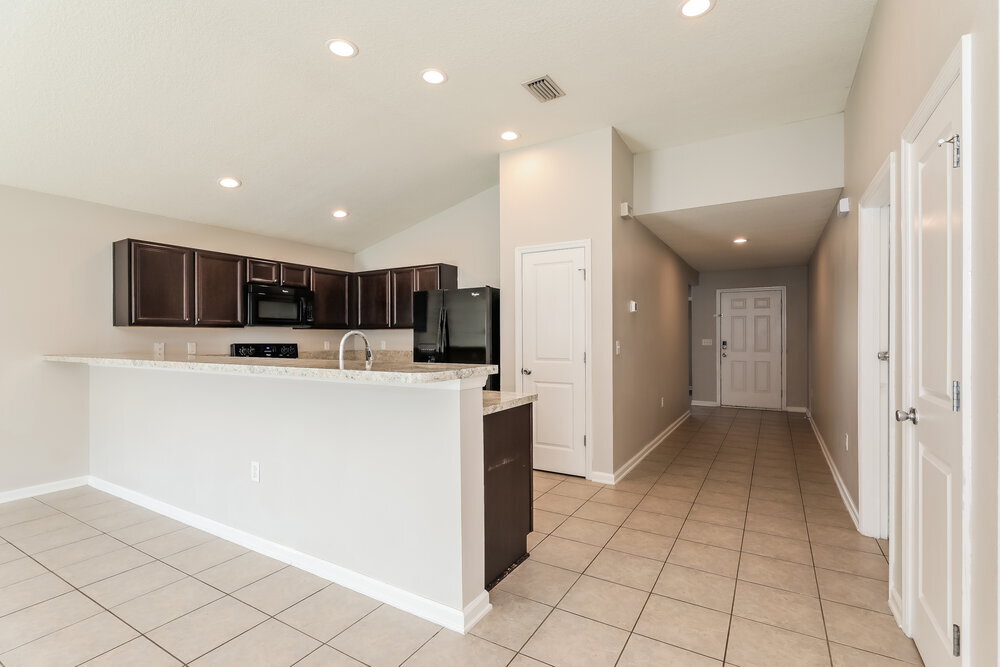 Building Photo - 6582 Winding Greens Dr