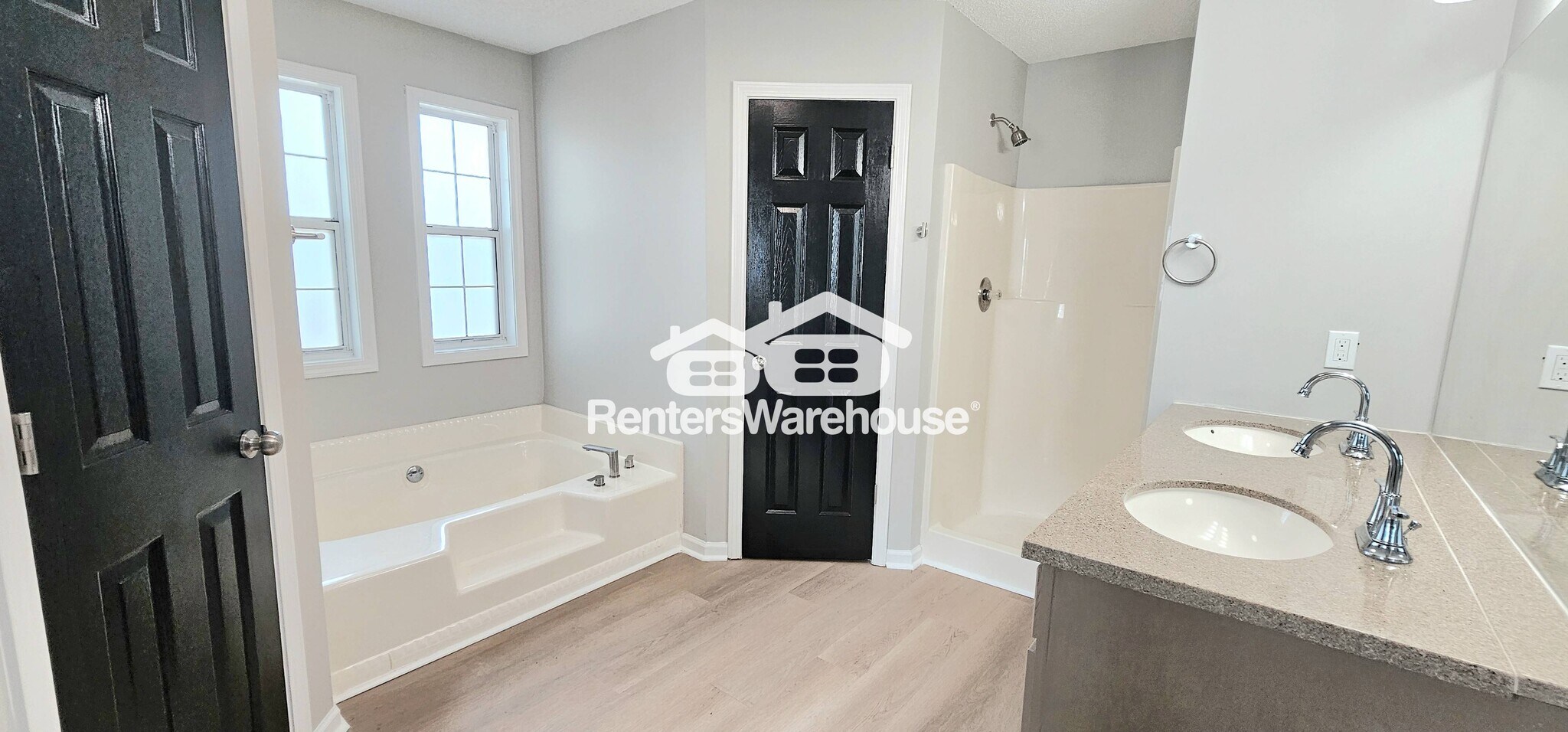 Building Photo - 5899 Meadow Ln