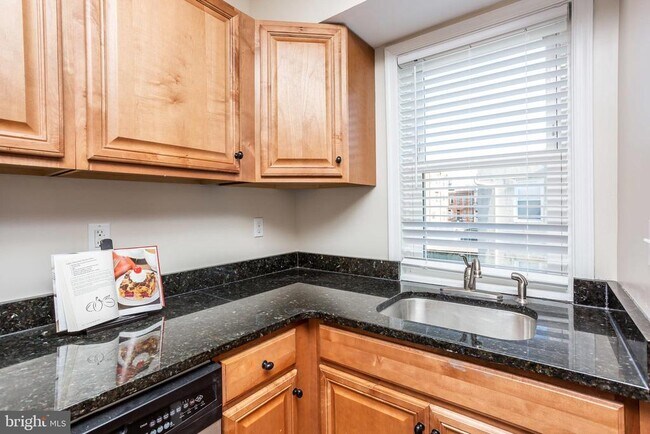 Building Photo - 3018 O'Donnell St