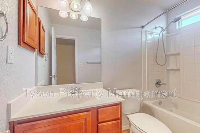 Building Photo - 10228 Nacimiento St NW