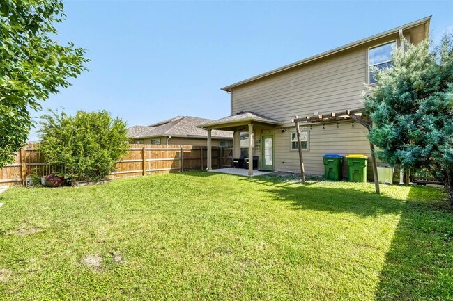 Building Photo - 12116 Walter Vaughn Dr