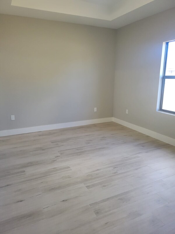 Building Photo - 4611-4611 29th St SW