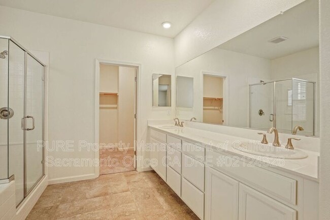 Building Photo - 10985 Merrick Way