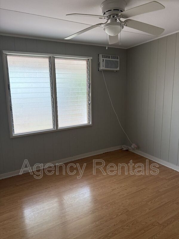 Building Photo - 1533 Pualele Pl