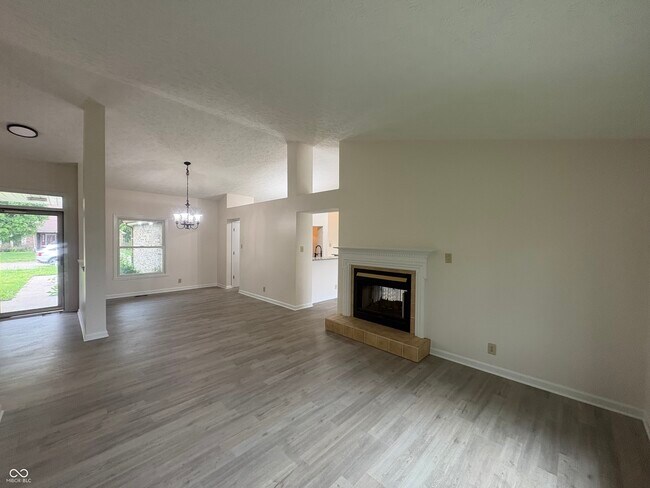 Building Photo - 7630 Lippincott Way