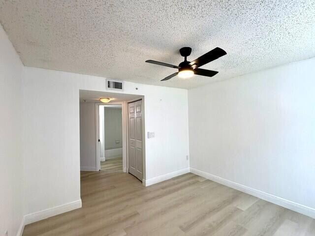 Building Photo - 100 Crestwood Ct N
