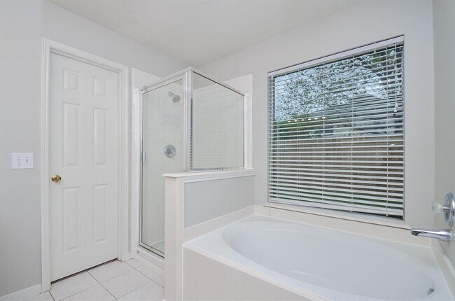 Building Photo - 11906 Sonora Springs Dr