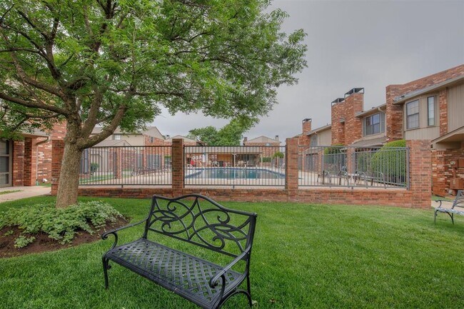 Building Photo - 6500 N Grand Blvd