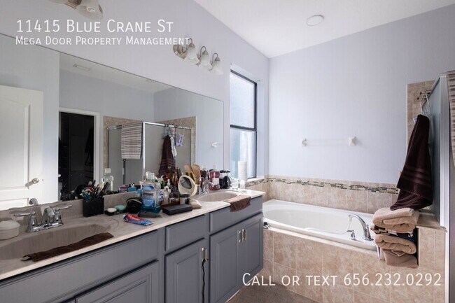 Building Photo - 11415 Blue Crane St