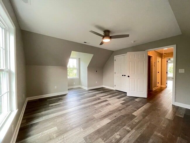 Building Photo - Recently Renovated Rancher Waiting for You!