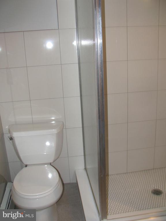 Building Photo - 516 Morgan Ave