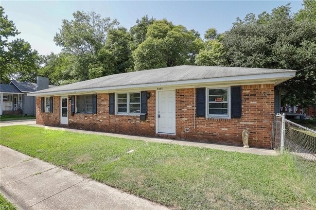 Primary Photo - 9333 Chelsea Ave