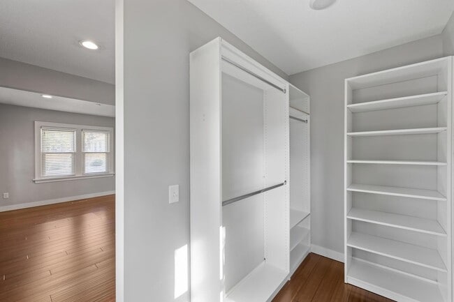 Building Photo - 3409 W 50th St