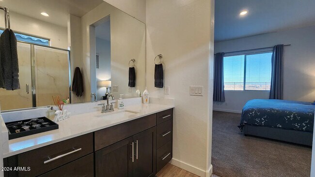 Building Photo - 2874 E Magdalena Dr