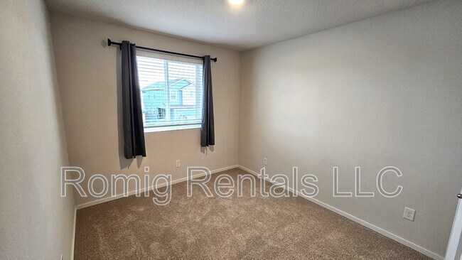 Building Photo - 17504 NW 10th Pl