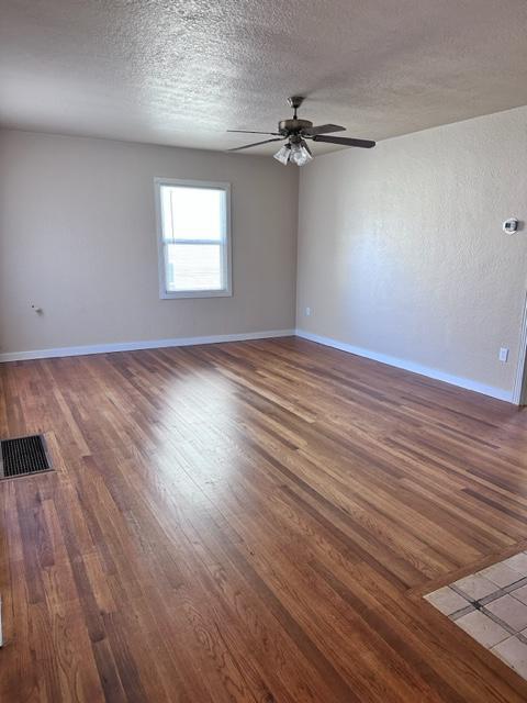 Building Photo - 1042 7th St NW