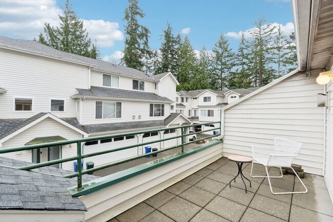 Building Photo - 16219 Northup Way