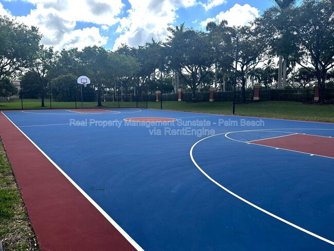 Building Photo - 155 Bella Vista Way