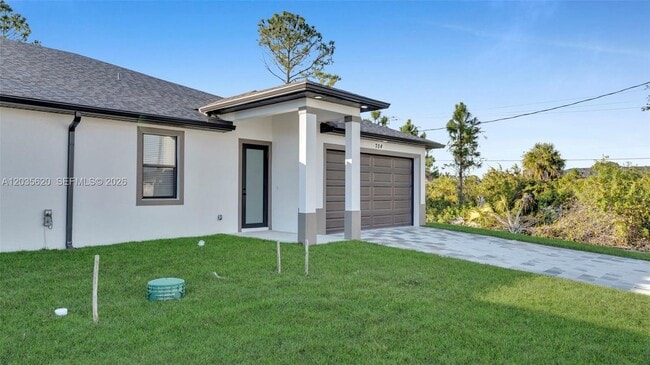Building Photo - 4980 Fairway Ct
