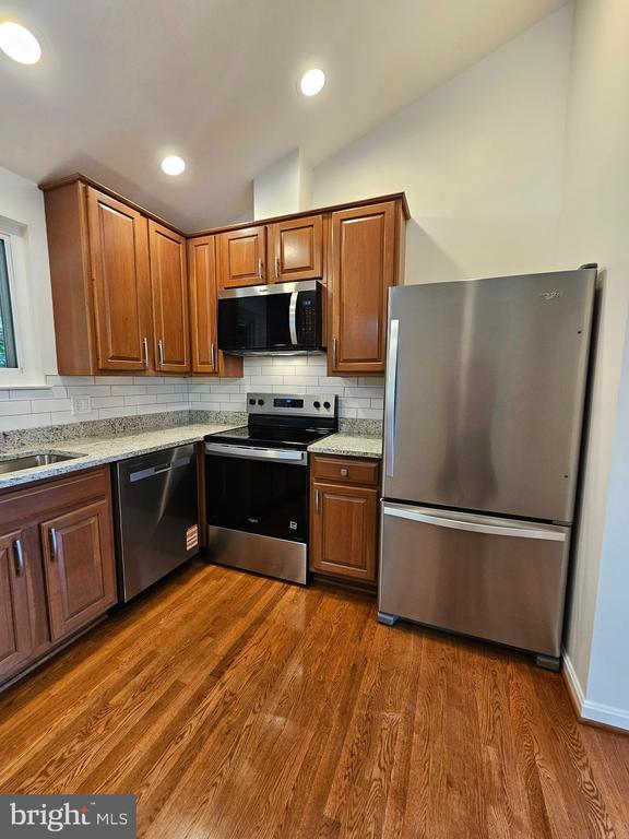 Building Photo - 5021 Swinton Dr