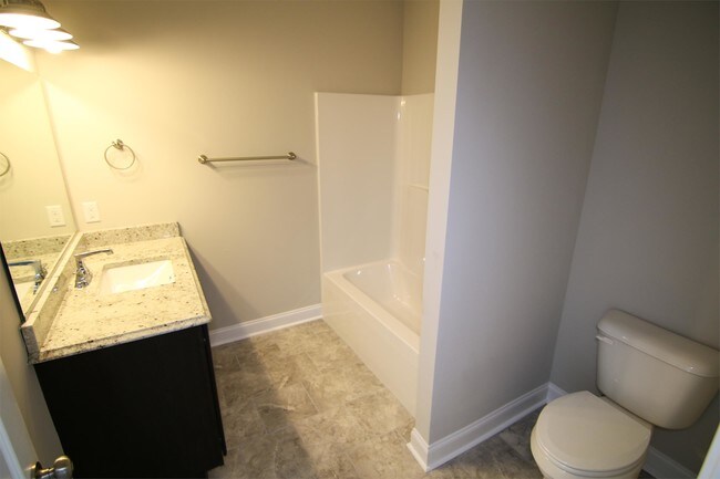 Building Photo - 105 Cornerstone St