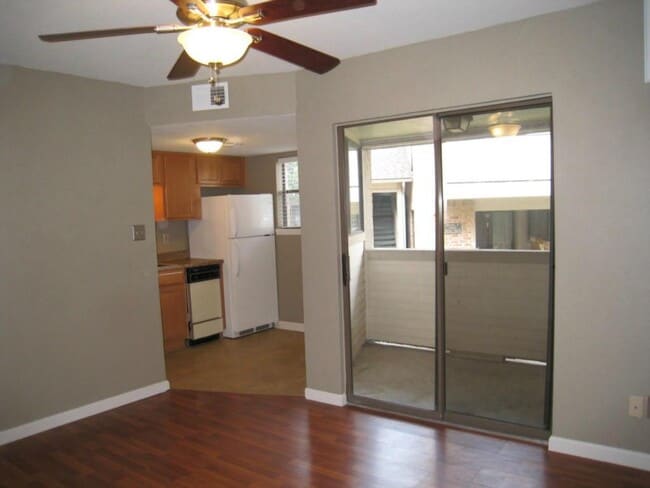 Building Photo - 2500 Burleson Rd