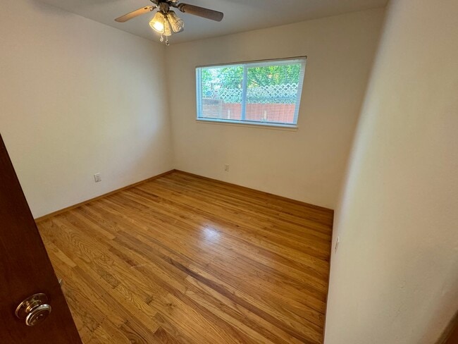 Building Photo - 1449 Gary Way