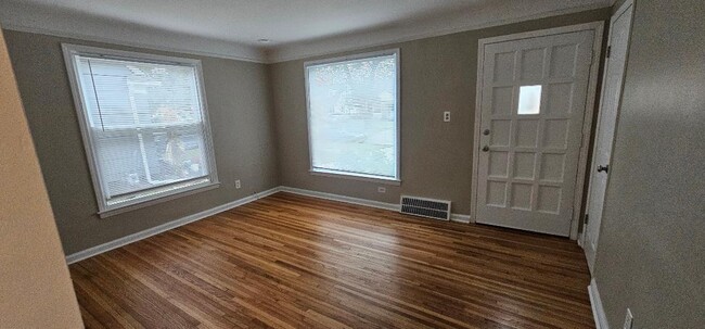 Building Photo - 13699 Rosedale St