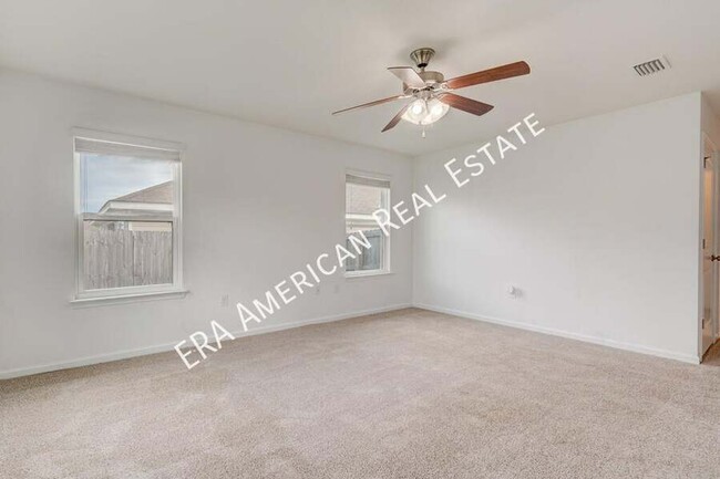 Building Photo - 4907 Kensington Ln