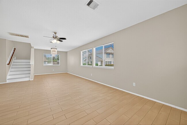 Building Photo - 6343 Settlers Square Ln