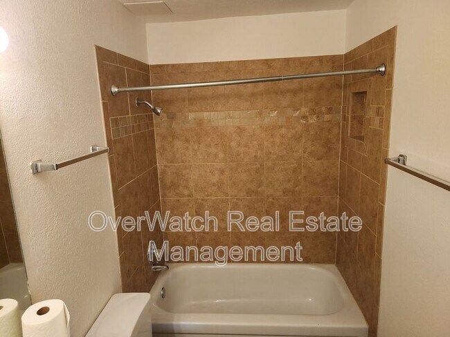 Building Photo - 4200 Florina St