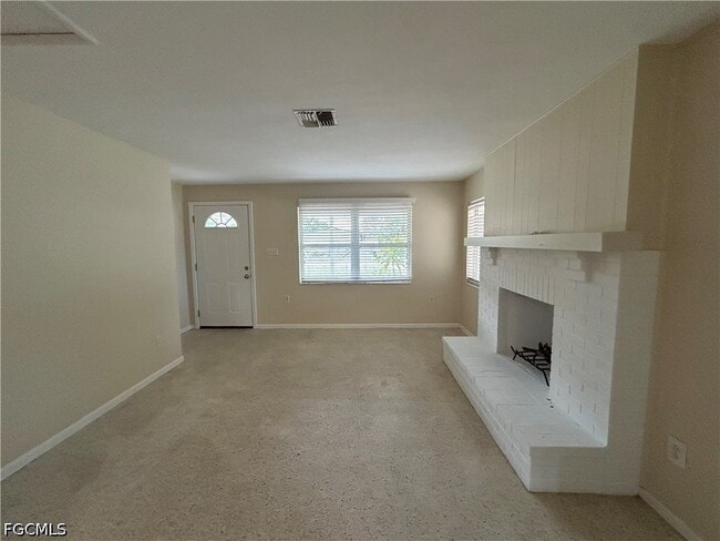 Building Photo - 4320 Pine Lake Rd