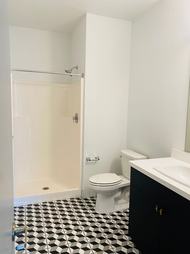 Interior Photo - The Urban