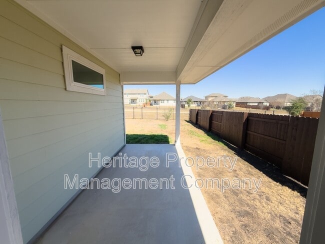 Building Photo - 139 Lyndon Dr