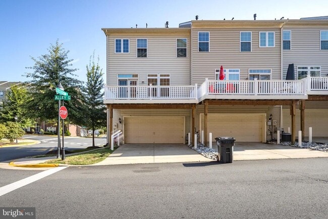 Building Photo - 2321 Merseyside Dr