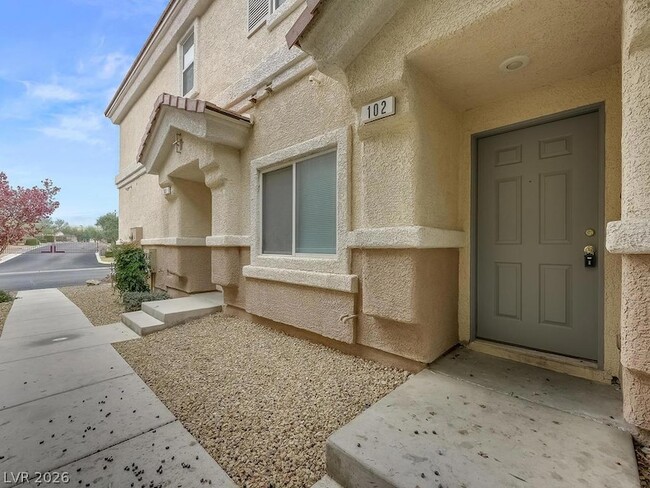 Building Photo - 10653 Petricola St
