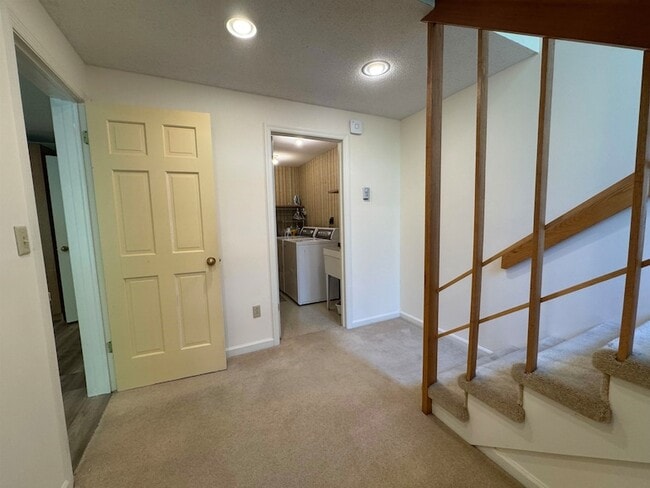 Building Photo - 524 Equinox on The Battenkill