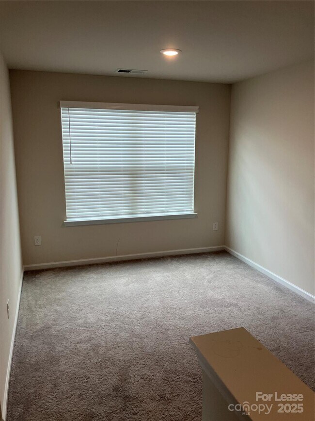 Building Photo - 223 Haddonsfield Dr