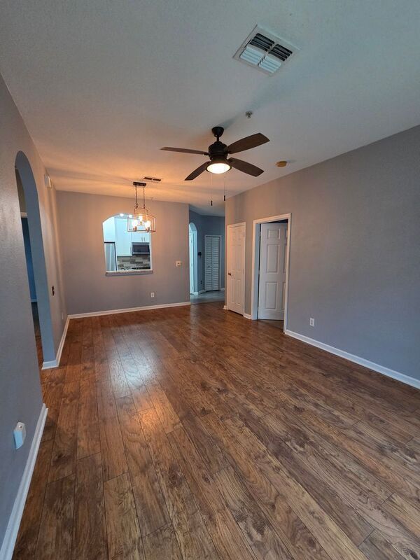 Building Photo - 584 Brantley Terrace Way