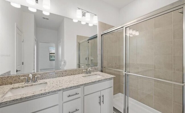 Building Photo - 15040 Lyla Ter