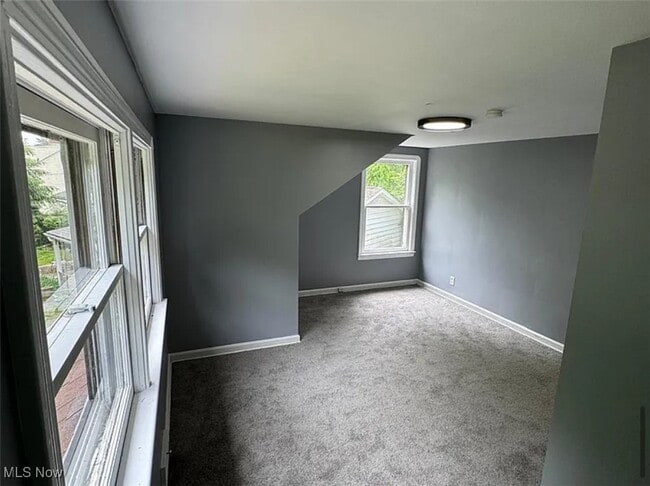 Building Photo - 7845 Emery Cir
