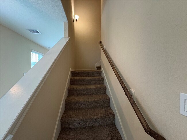 Building Photo - 1410 Spencer Glen Ln