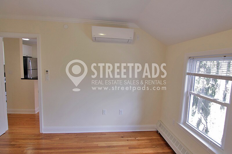 Building Photo - 1 Langdon Sq