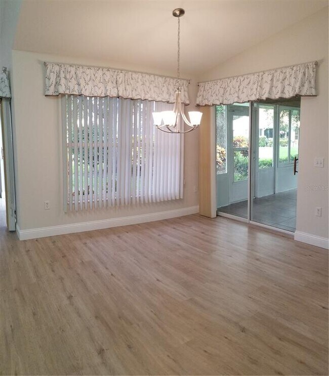 Building Photo - 5810 Garden Lakes Majestic