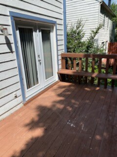 Building Photo - 3869 Meadow Creek Dr
