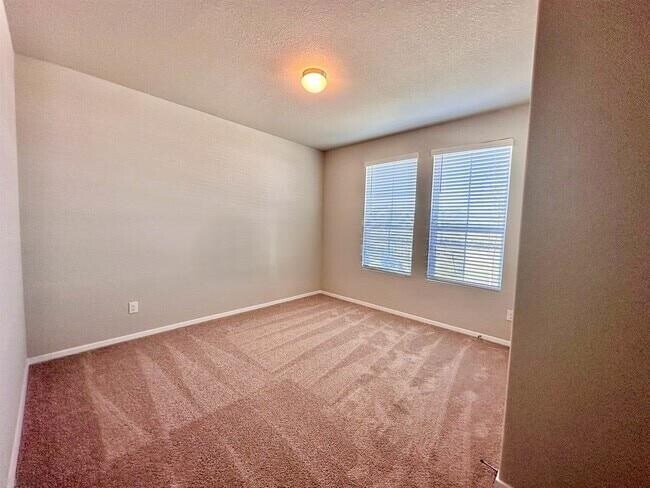 Building Photo - 140 Keltic Dr